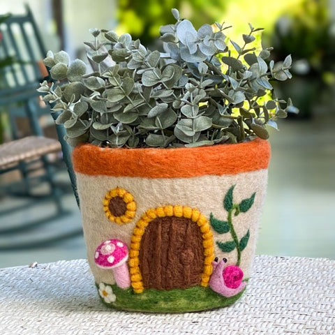 Felt Fungi House planter