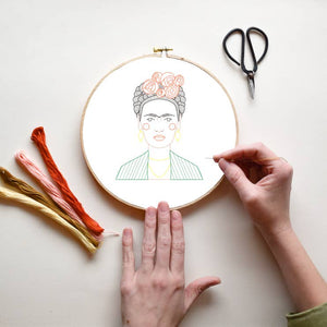 Gingiber Embroidery Kit